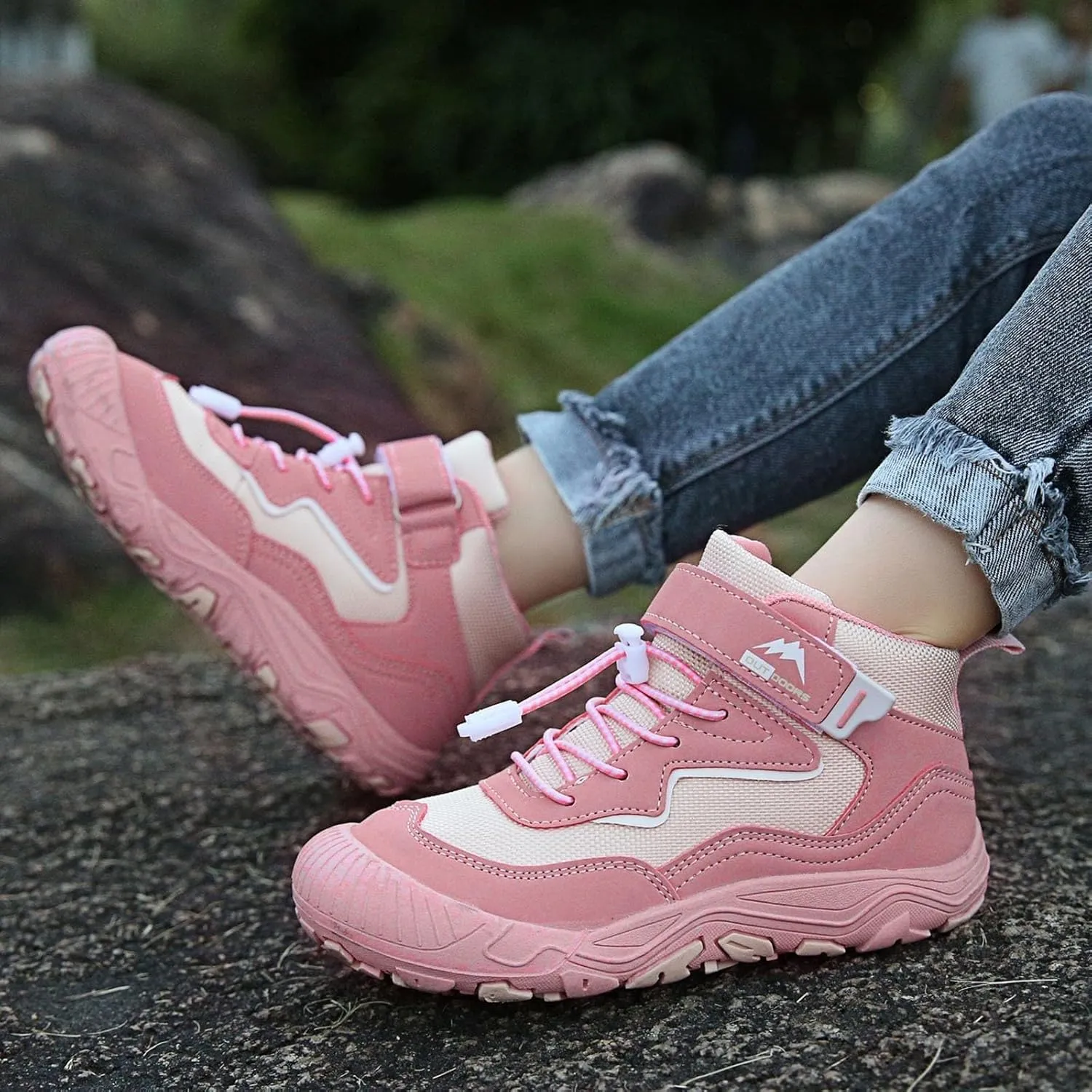 Boys Girls Hiking Sneakers High Top Lace-Up Lightweight Breathable Outdoor Athletic Shoes Tennis Soccer Sports Shoes