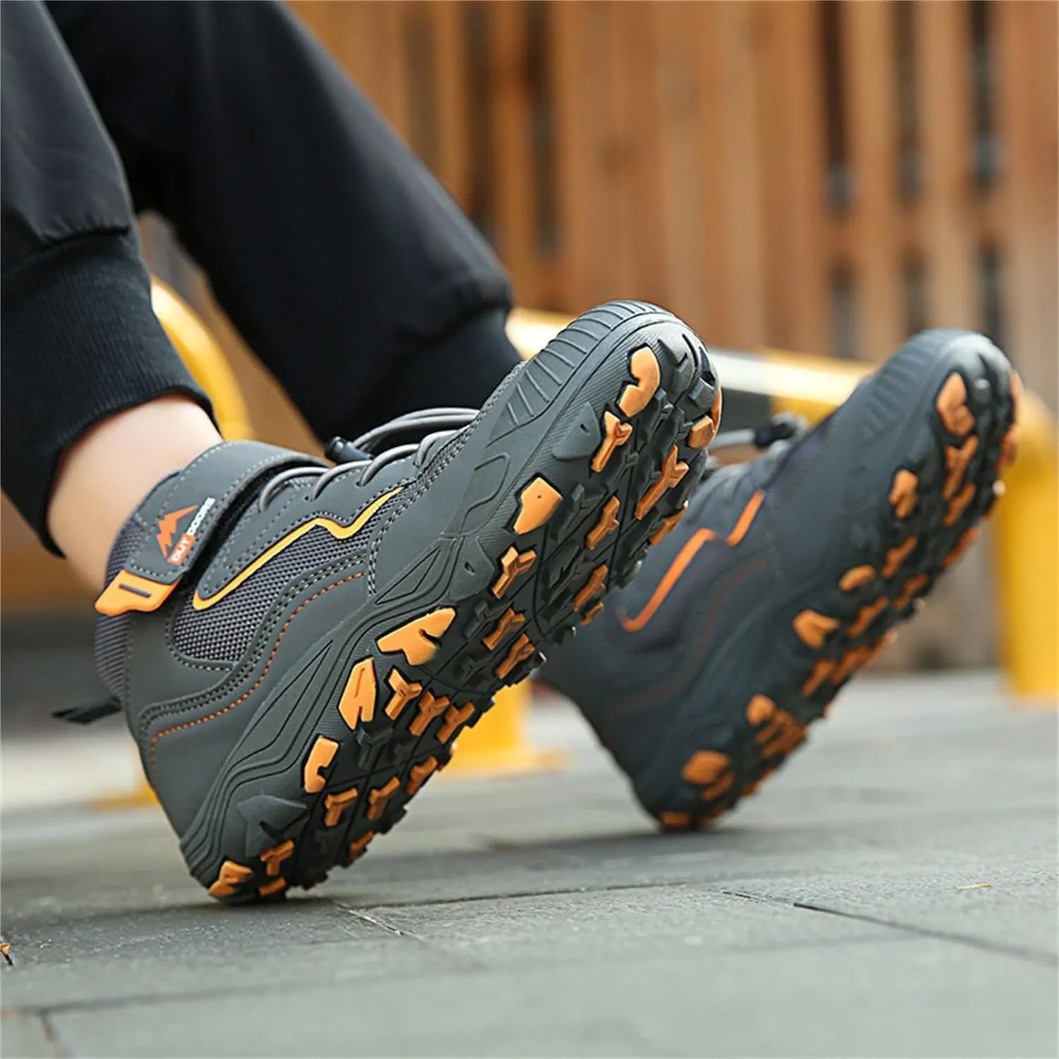 Boys Hiking Boots Outdoor High Top Boys Girls Outdoor Walking Climbing Sneaker Comfortable Adventure Trekking Shoes