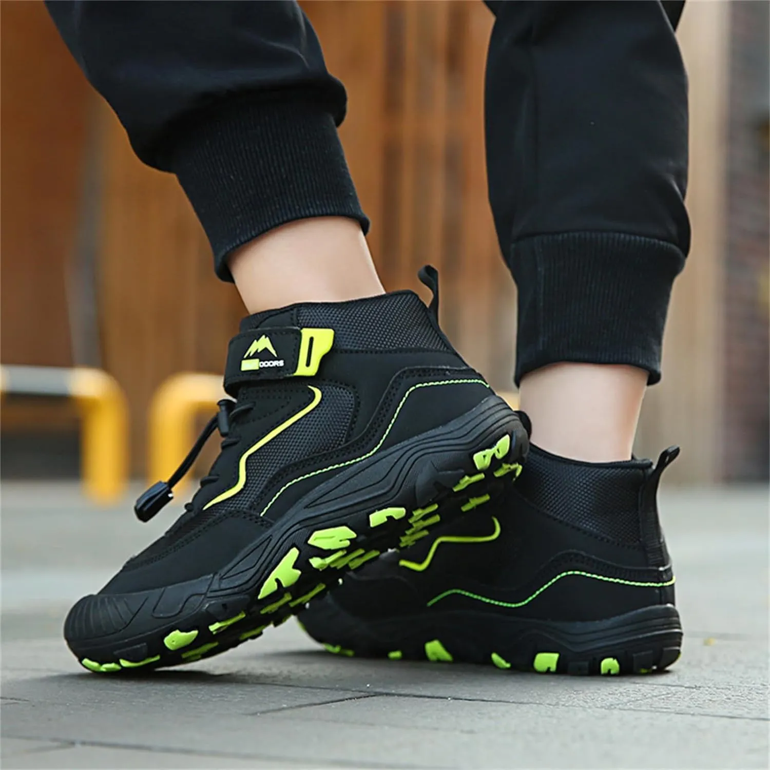 Boys Hiking Boots Outdoor High Top Boys Girls Outdoor Walking Climbing Sneaker Comfortable Adventure Trekking Shoes