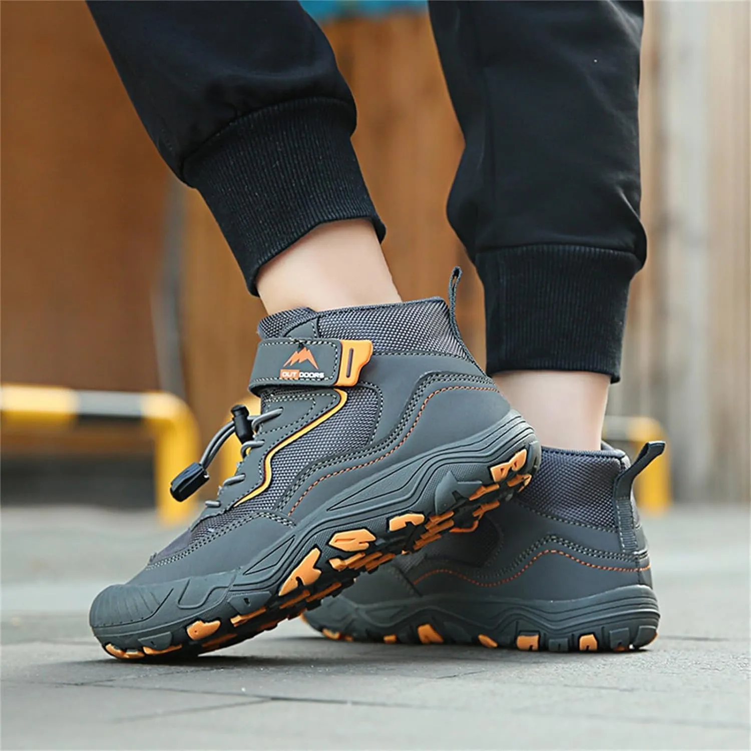 Boys Hiking Boots Outdoor High Top Boys Girls Outdoor Walking Climbing Sneaker Comfortable Adventure Trekking Shoes