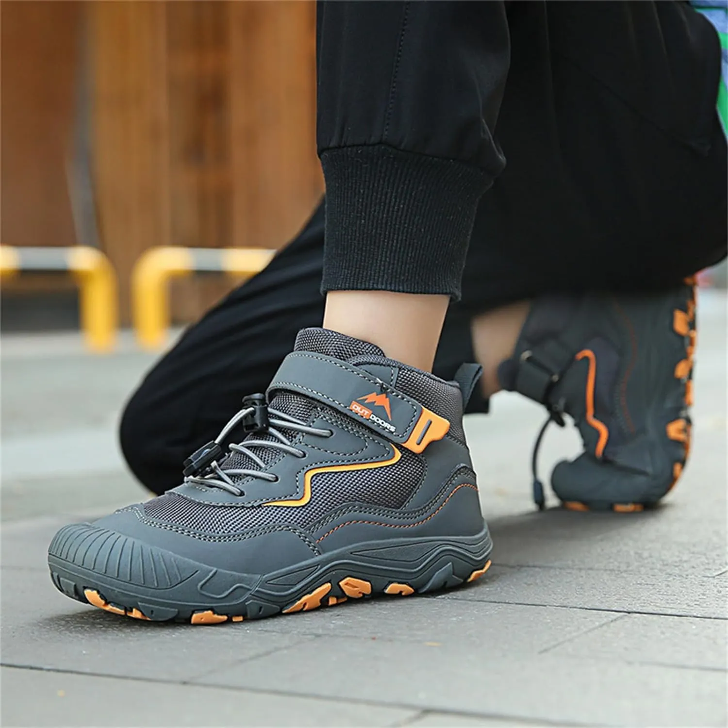 Boys Hiking Boots Outdoor High Top Boys Girls Outdoor Walking Climbing Sneaker Comfortable Adventure Trekking Shoes