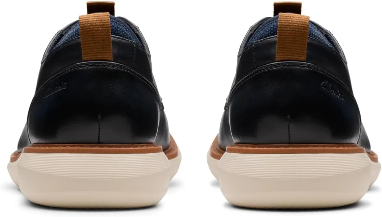 Clarks Men's Brantin Plain Oxford