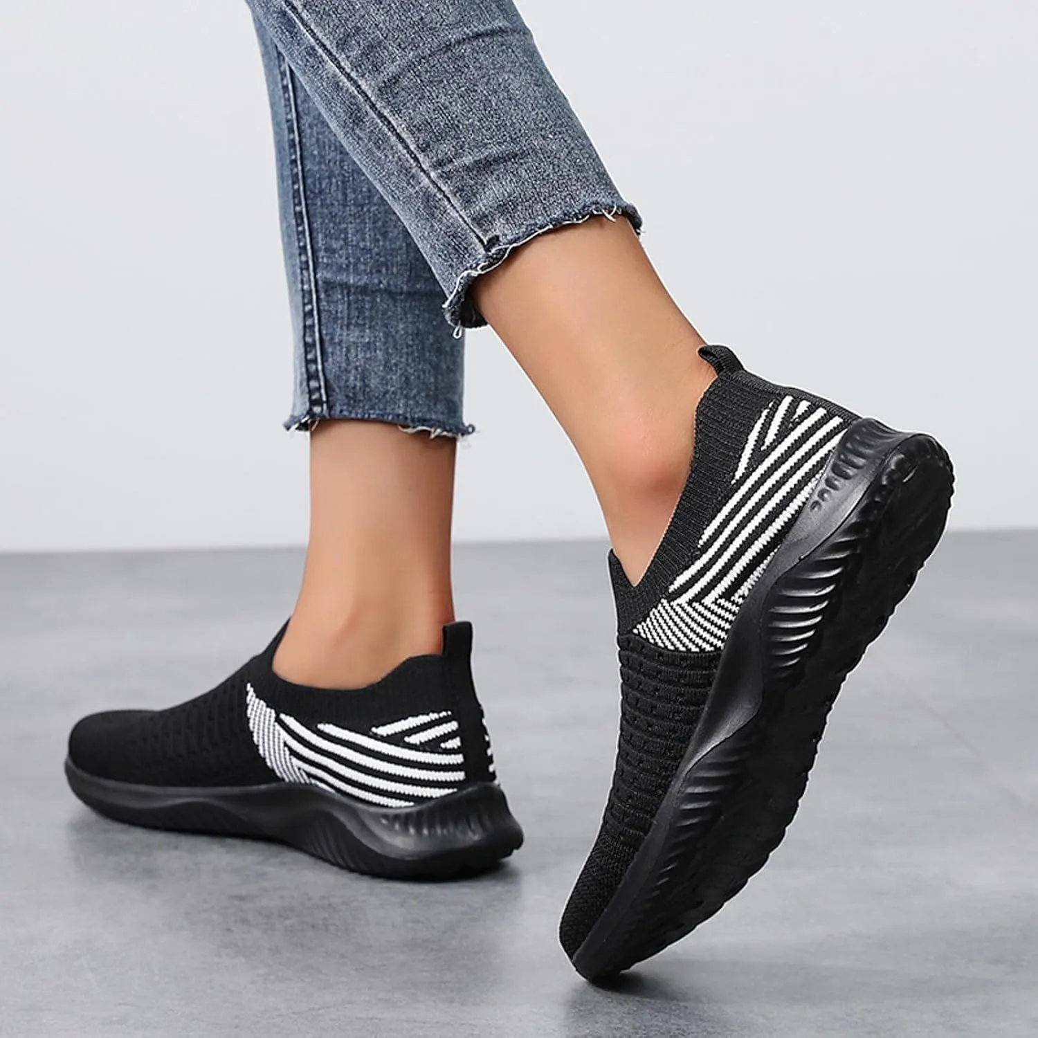 Comfortwear Shoes for Women Slip On Breathable Mesh Running Shoes with Arch Support Comfortable Soft Sole Non-Slip Sneakers