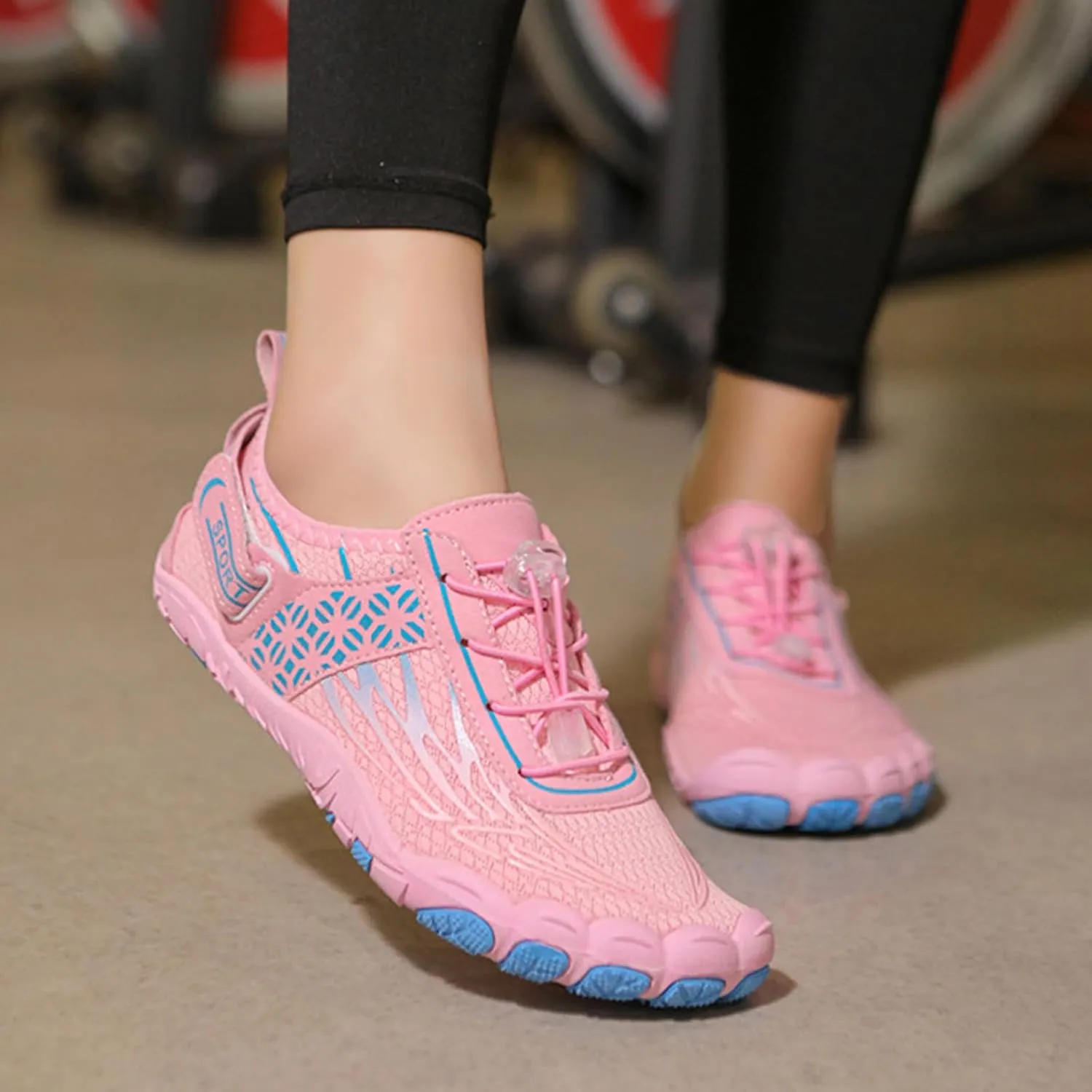Couple Sports Shoes Outdoor Wading Non Slip Beach Diving Shoes Swimming Riding Fitness Womens Sneaker