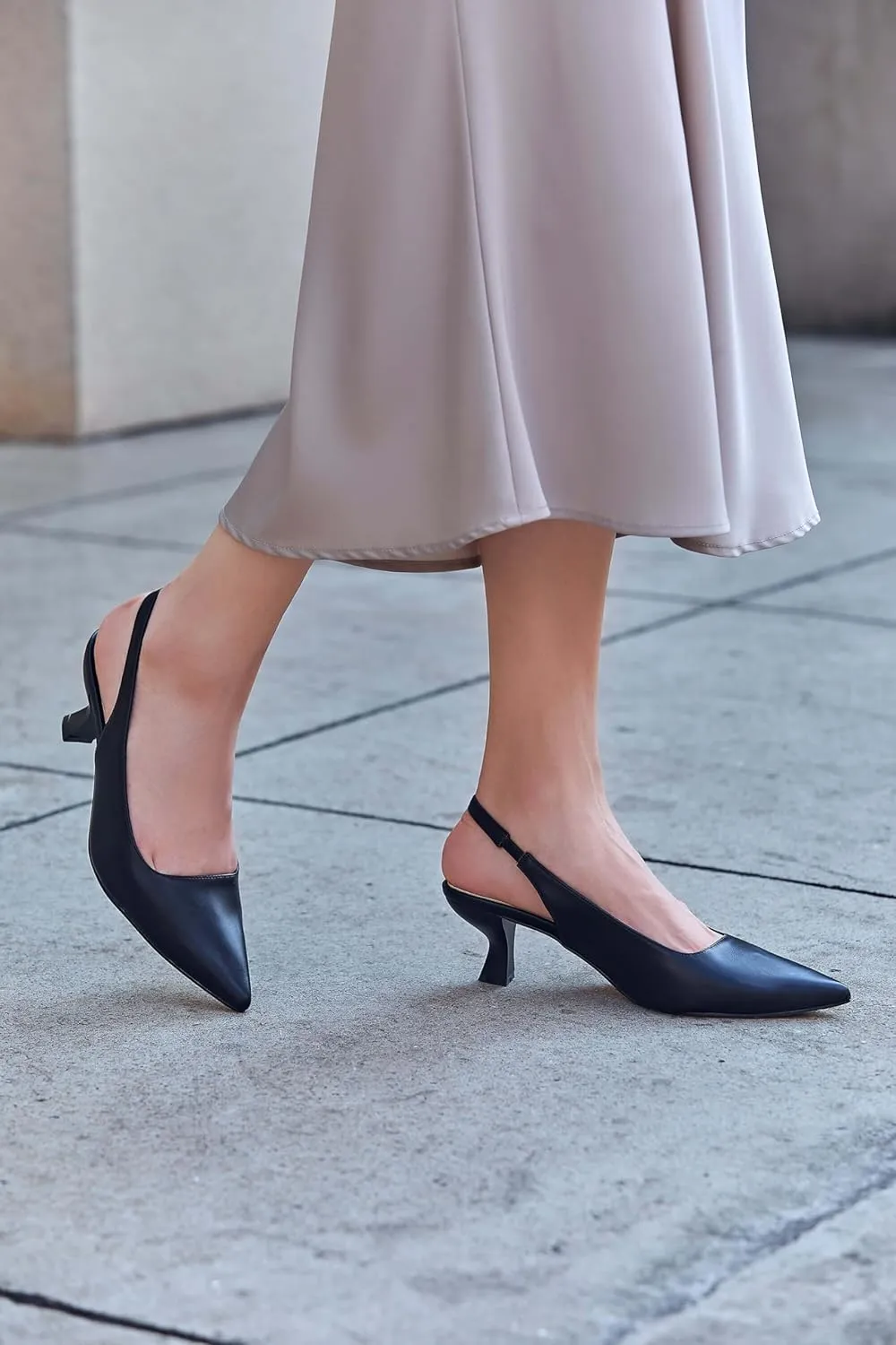 gihubafuil Women??s Low Kitten Heel Pumps Shoes Closed Pointed Toe Heels Casual Slingback Slip-on Dress Shoes