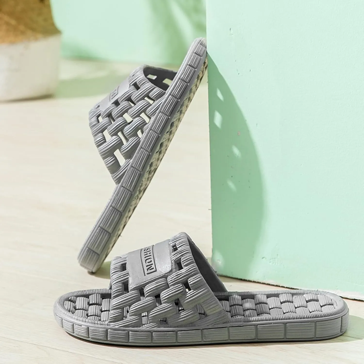 Indoor Slippers Non-Slip Pool Beach Bathroom Travel Slippers Eva Anti-Slip Indoor & Outdoor Kids