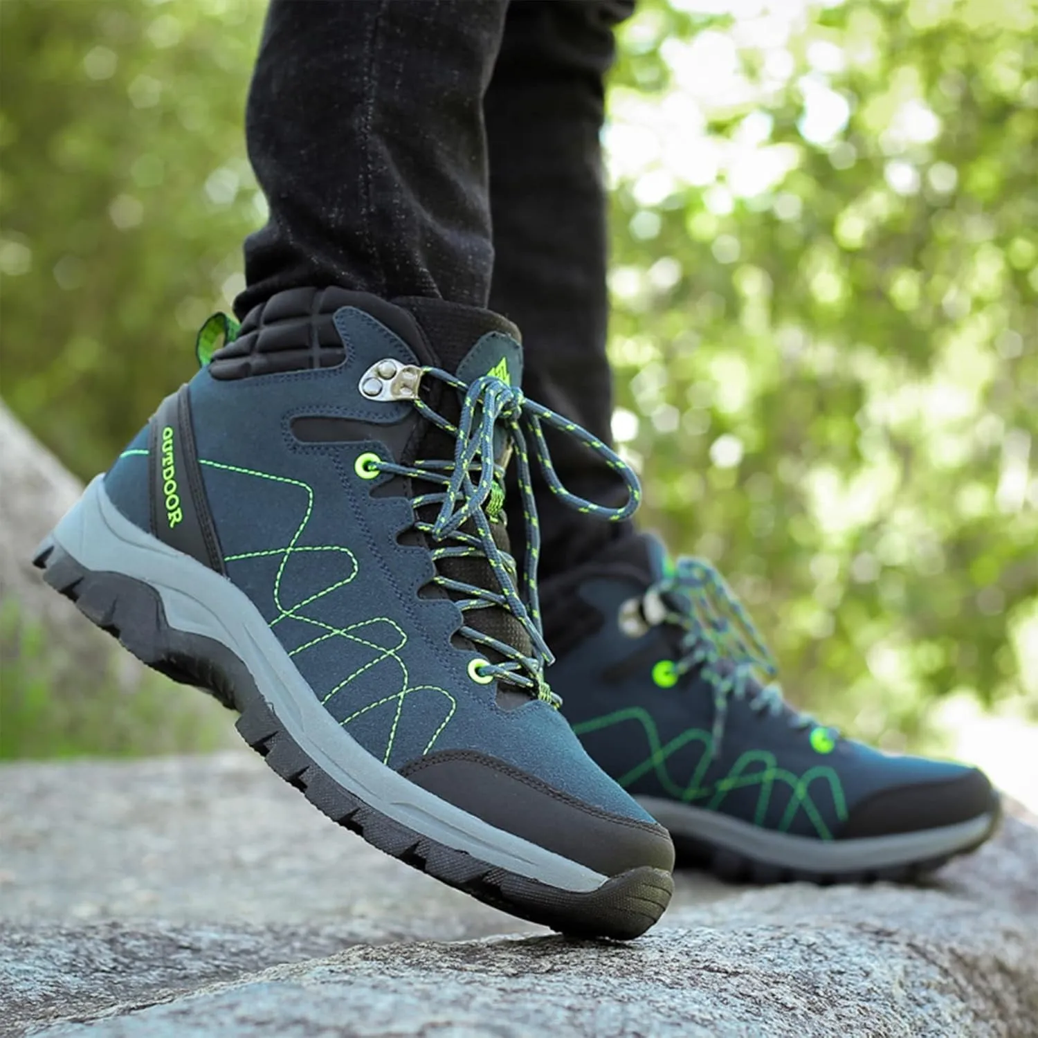 Mens Hiking Boots Waterproof Plus Cashmere Walking Boots Outdoor Camping Climbing Running Non-Slip