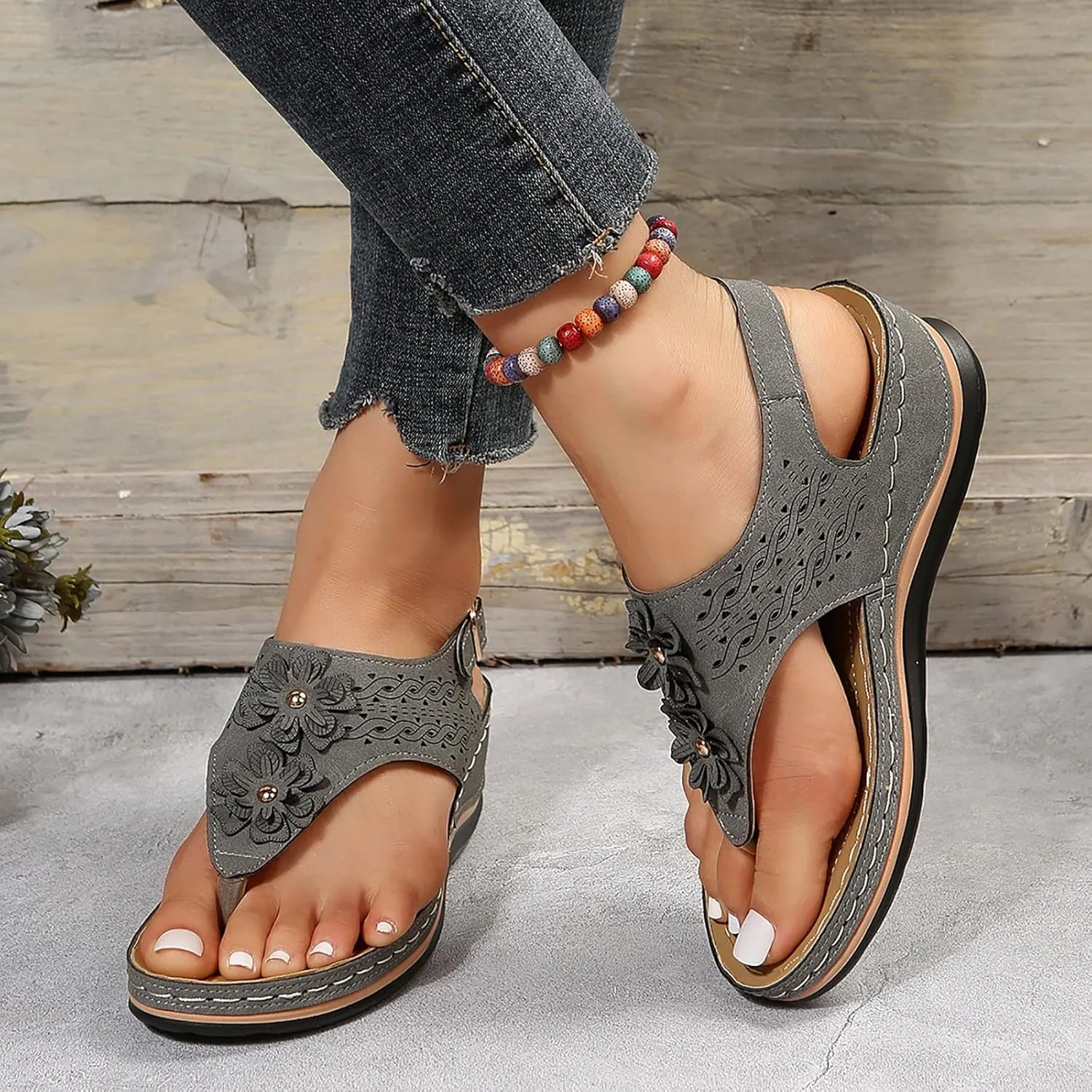 Orthopedic Sandals for Women Arch Support Orthotic Adjustable Straps Lightweight Cushion Walking Sandals Non Slip Sole Dressy Beach Footwear Summer Flip Flops for Women