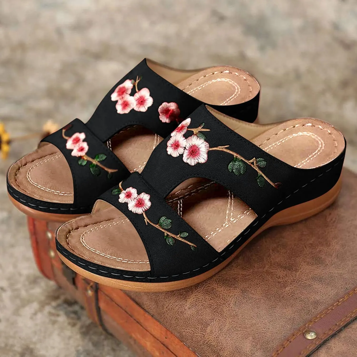 Sandals Ladies Heel Women's Flower Embroidery Shoes Fashion Wedge Summer Women's Arch Support Slippers