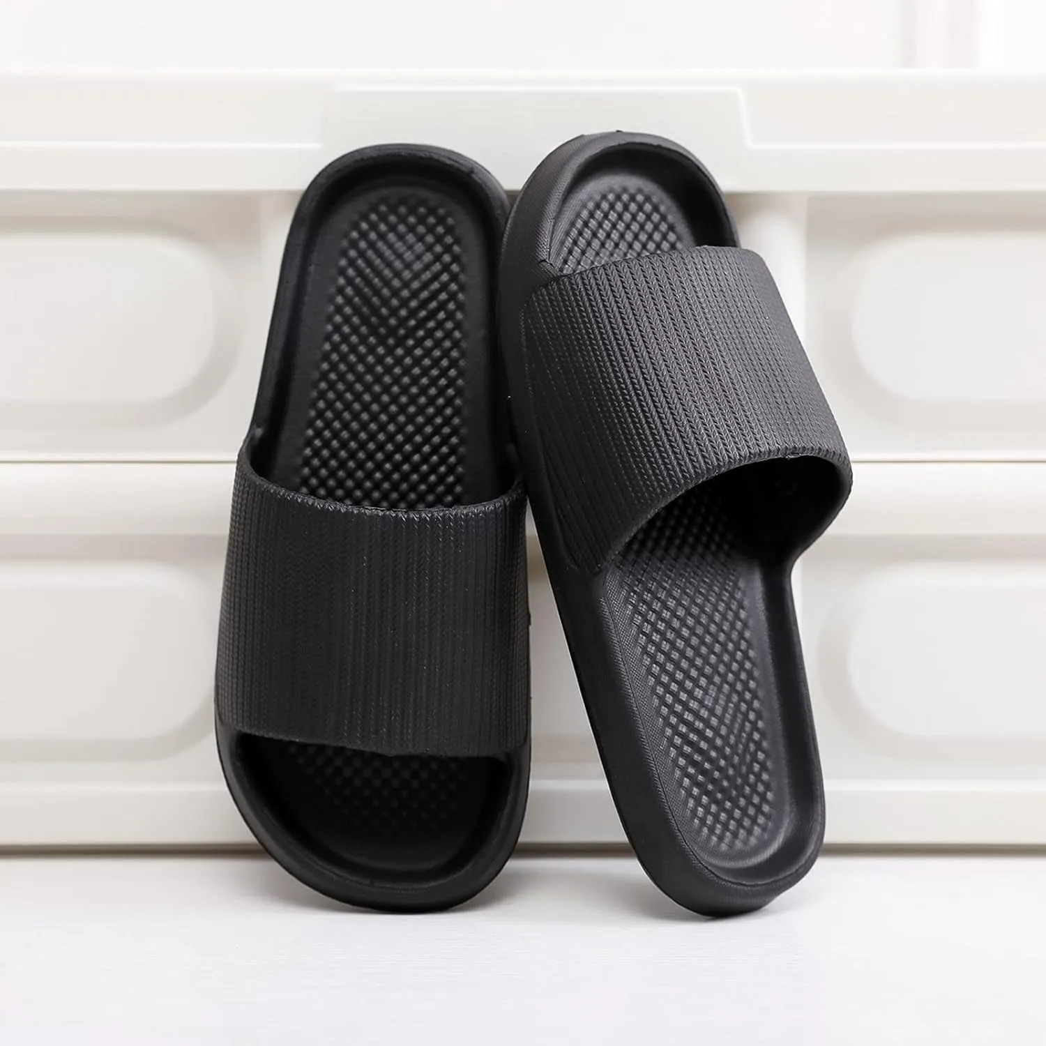 Shower Sandals Cloud Slippers for Men Open Toe Spa Bath Pool Gym Casual Shower Shoes