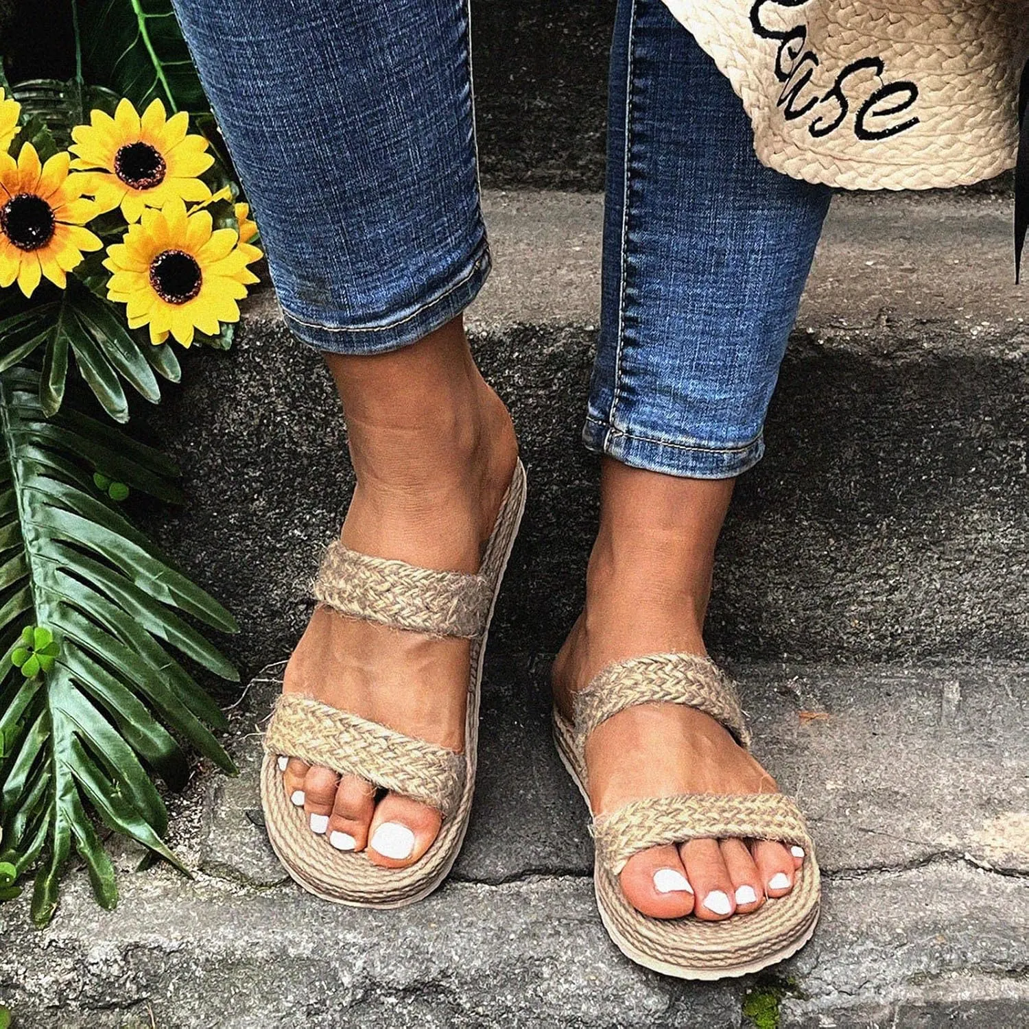 Slippers Linen Straw Beach Flat Casual Girls Shoes Bottom Slippers Sandals for Women Mens Casual Shoes