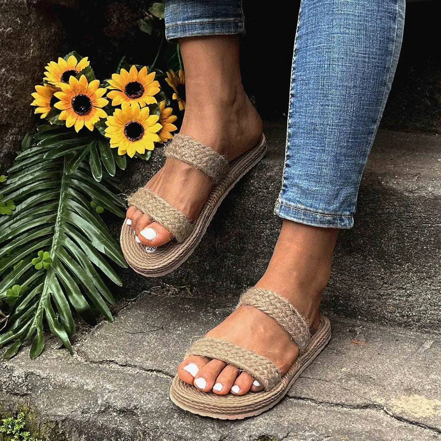 Slippers Linen Straw Beach Flat Casual Girls Shoes Bottom Slippers Sandals for Women Mens Casual Shoes