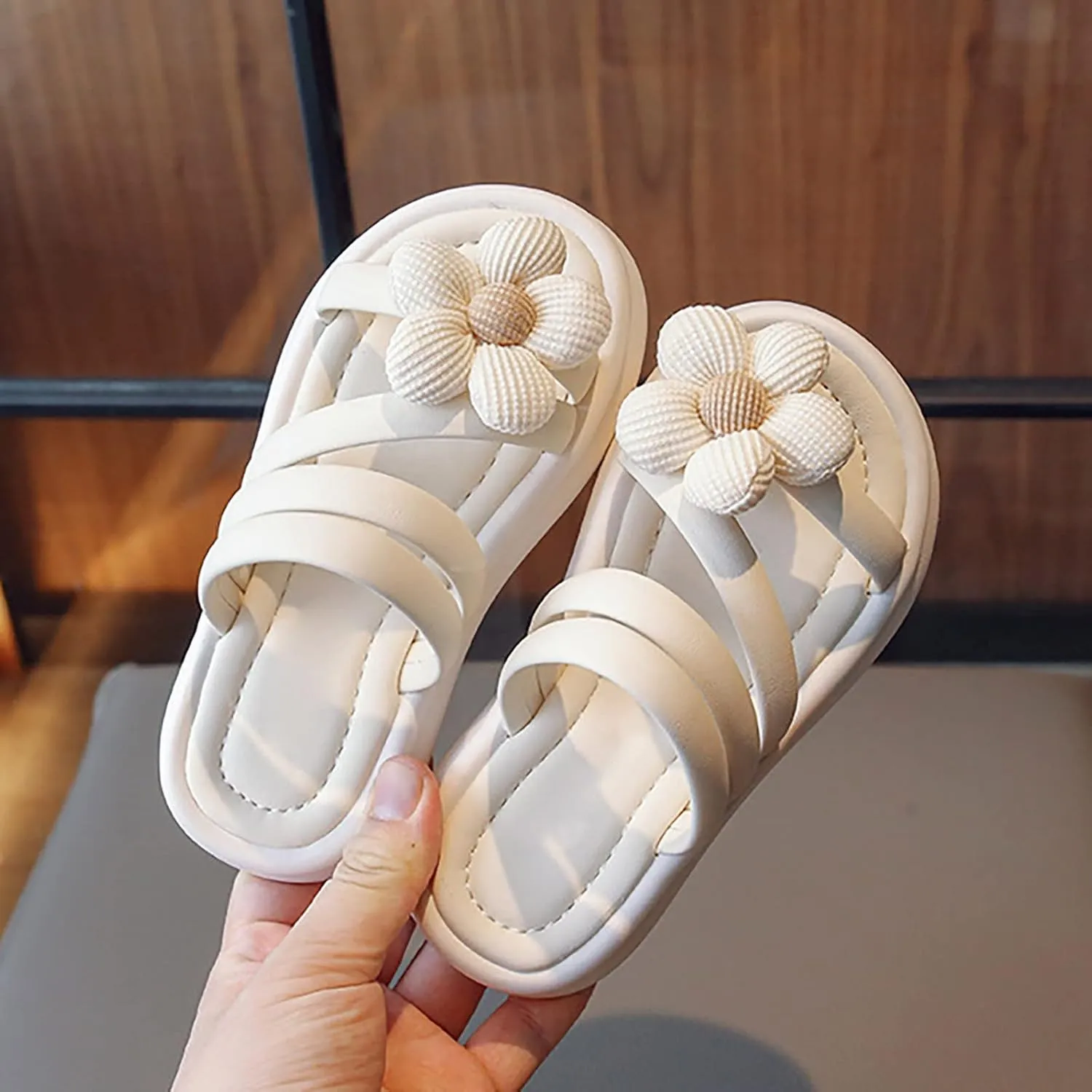 Summer Girls Outdoor Slippers 3D Flowers Decorated Open Toe Sandals Beach Shoes Casual Shoes Toddler Girls Slipper