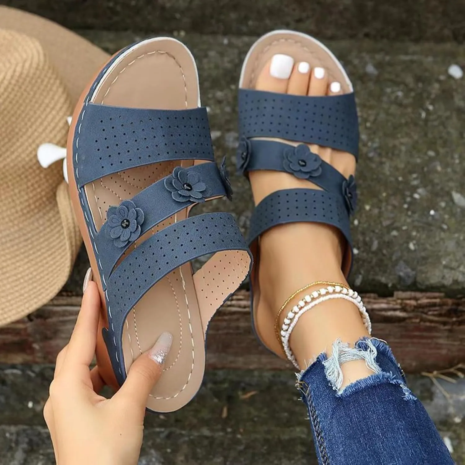 Womens Platform Sandals Walking Orthopedic Slippers Ladies Arch Support Sandals Slip On Comfortable Beach Shoes