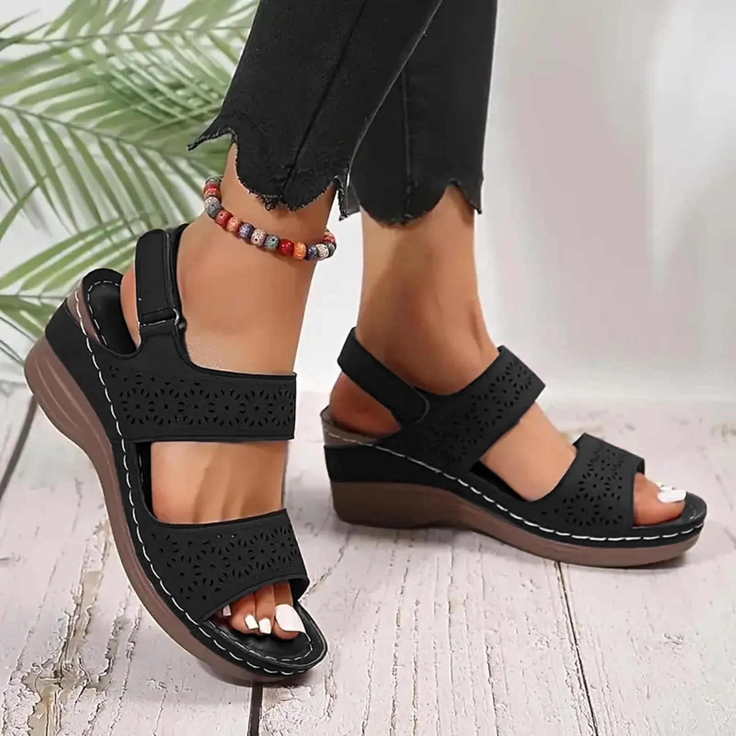 ZSpzx Orthopedic Sandals for Women,2025 Arch Support Wedge Flip Flops Slide Comfortable Open Toe Ankle Strap Summer Walking Hollow Out Outdoor Casual Slip on Beach Plantar Fasciitis Shoes